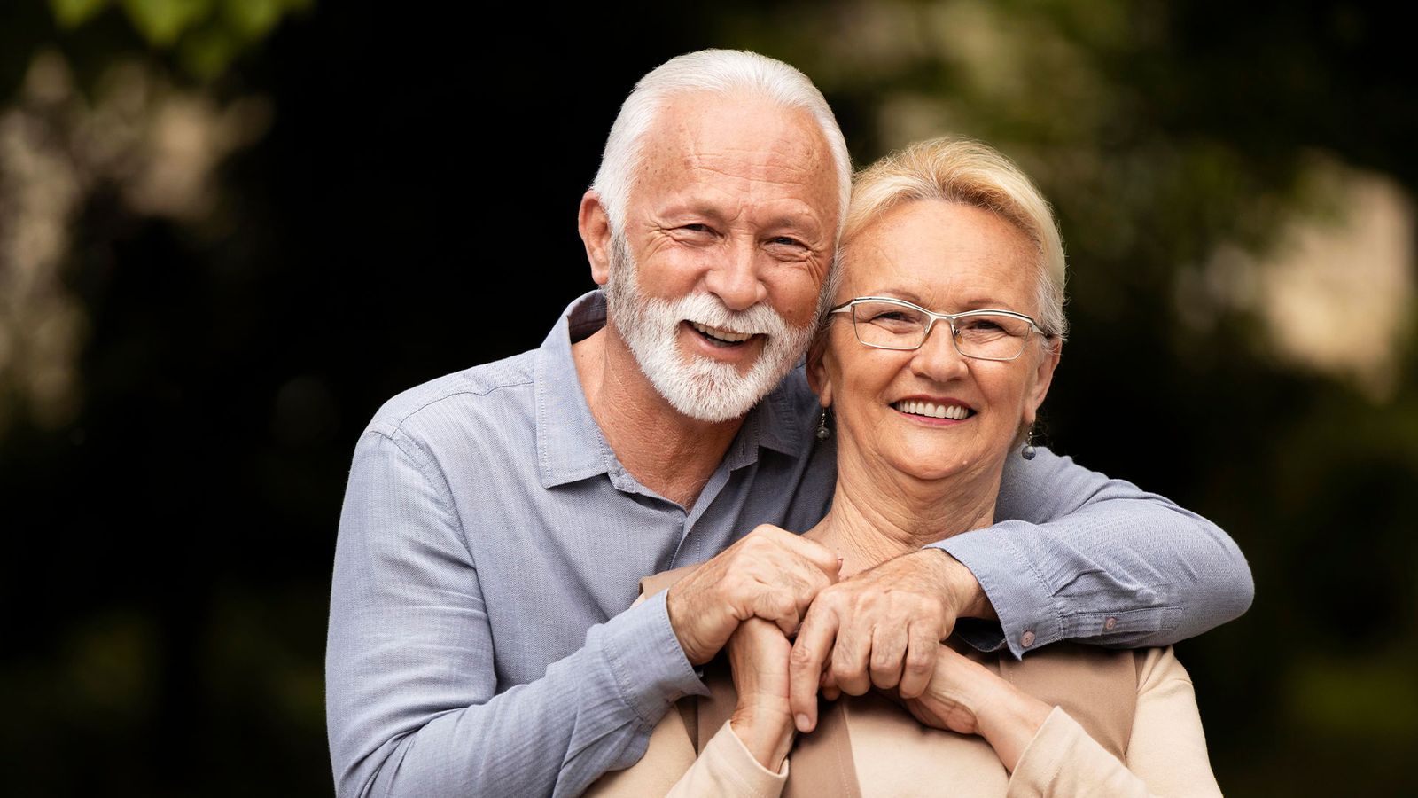 Oral Health for Seniors: Maintaining a Healthy Smile