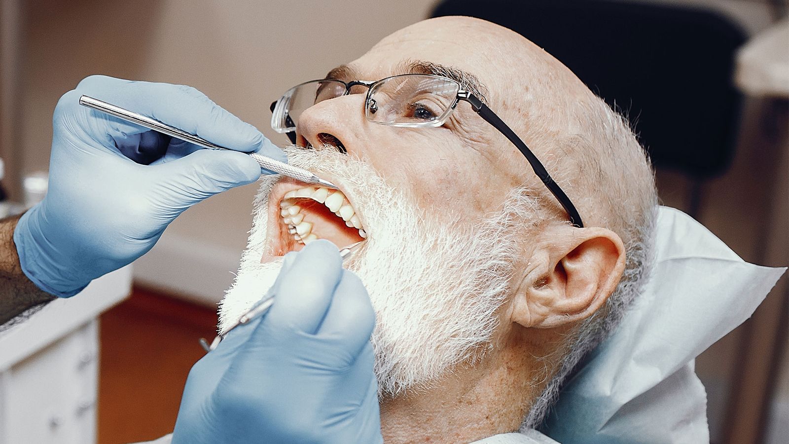 Understanding Advanced Gum Disease (Periodontitis)